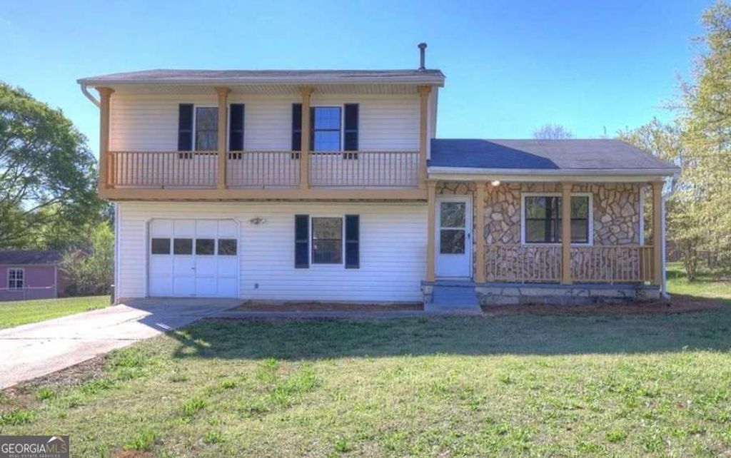 Photo of 1007 Leeward Lane, Jonesboro, GA 30238 (MLS # 10715176)