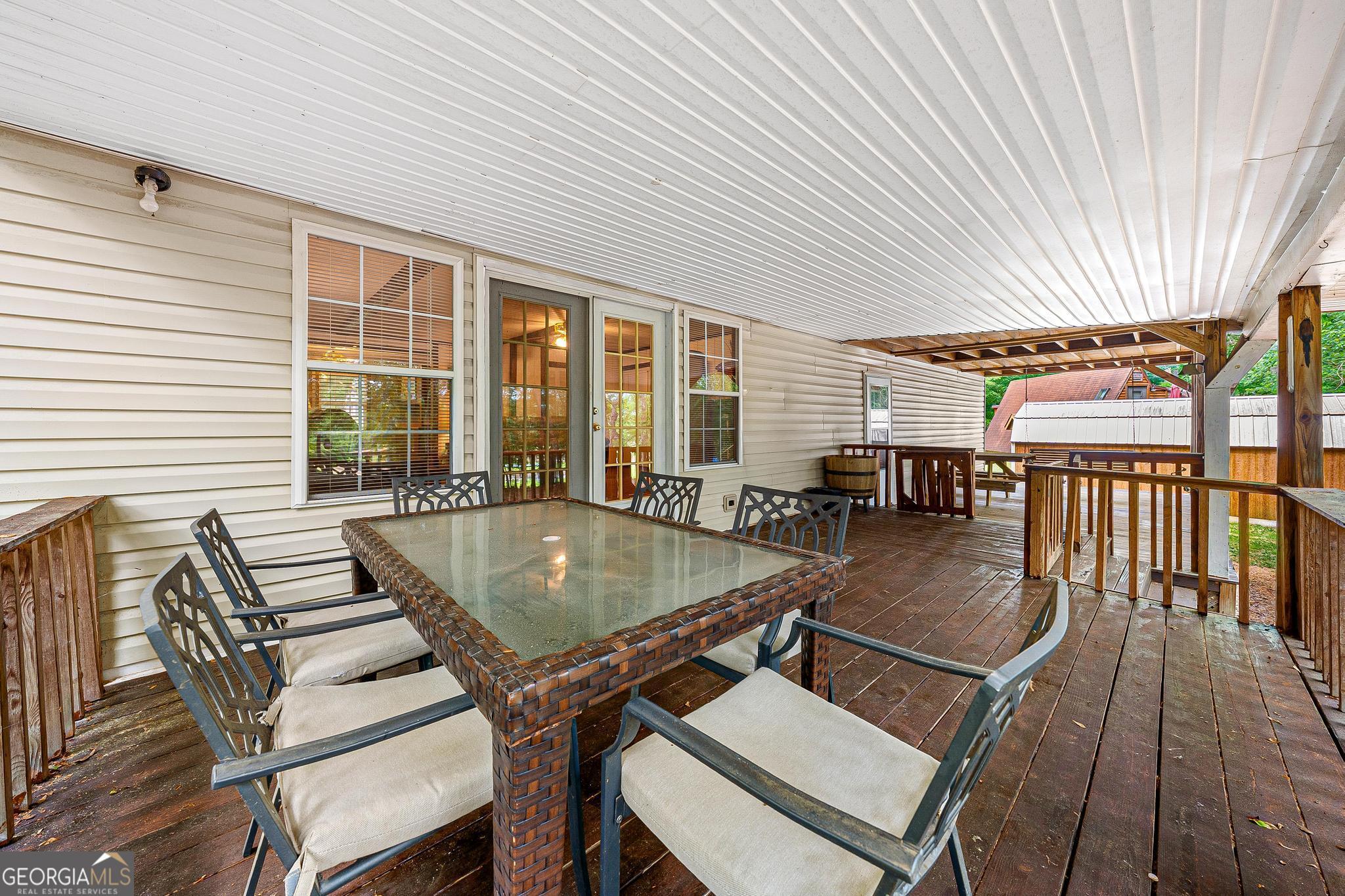465 Water Oak Dell DR