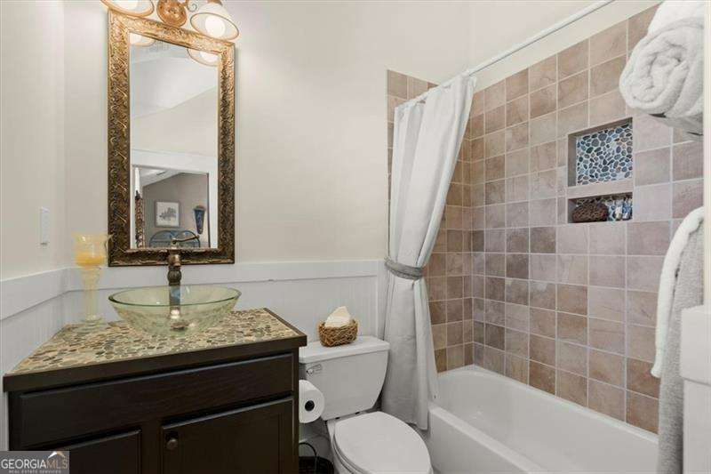 Weatherford Place / Historic Roswell - Residential
