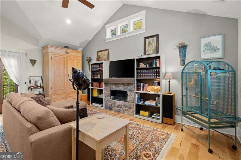 Weatherford Place / Historic Roswell - Residential