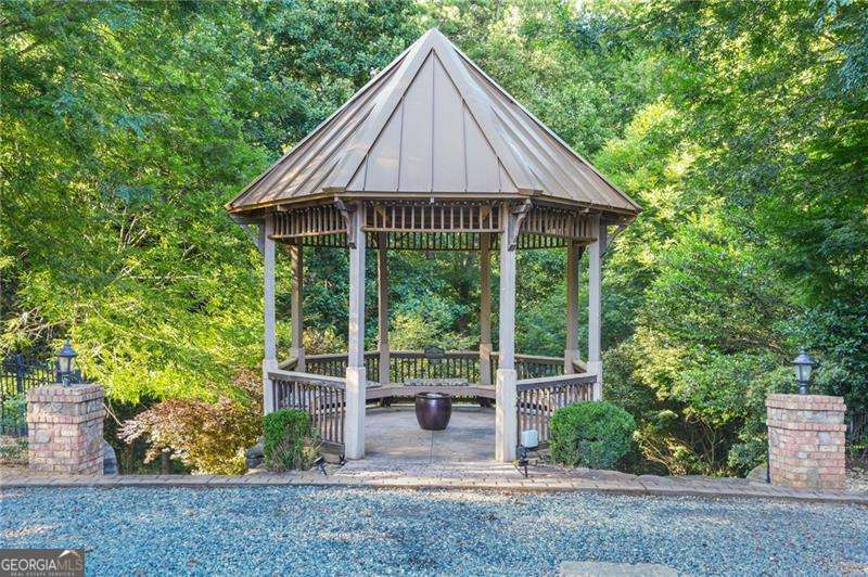 Weatherford Place / Historic Roswell - Residential