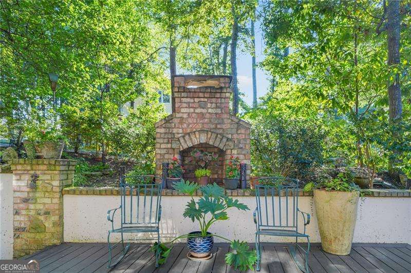 Weatherford Place / Historic Roswell - Residential