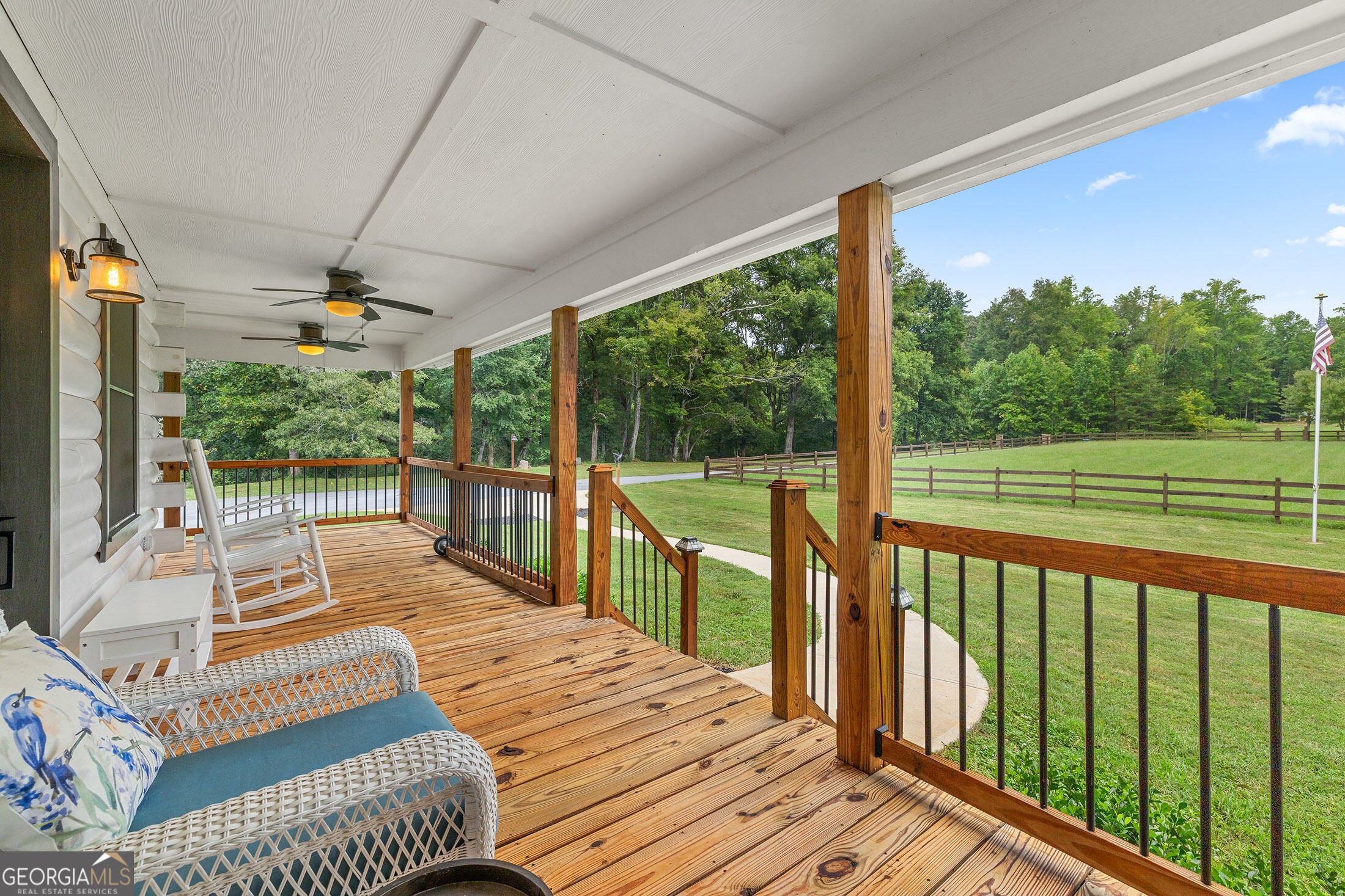 135 Mountain Ridge DR