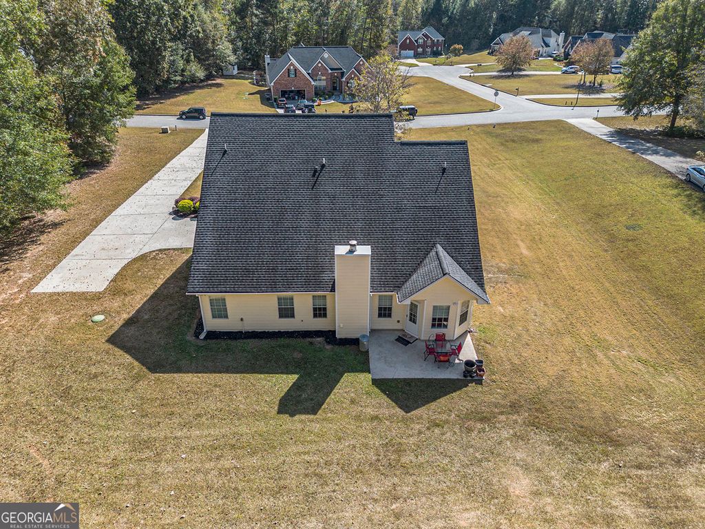 Photo of 48 Garden View Terrace, Newnan, GA 30263 (MLS # 10700627)