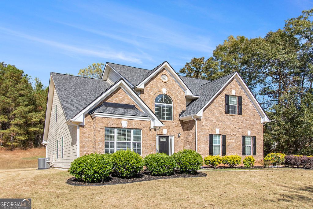 Photo of 48 Garden View Terrace, Newnan, GA 30263 (MLS # 10700627)
