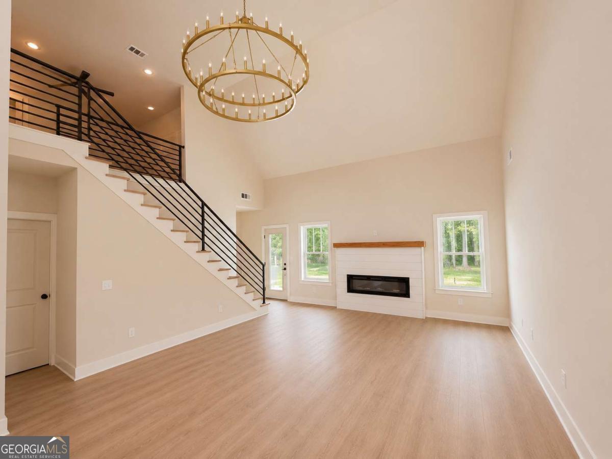 1914 Sarah Cove CT