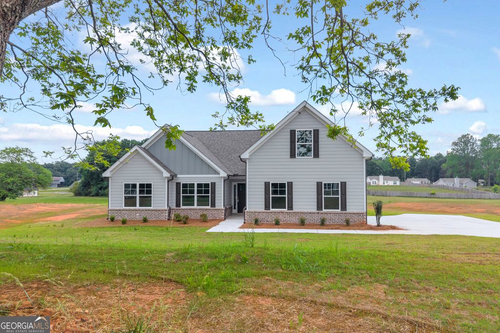 Photo of 167 Sewell Road, Lavonia, GA 30553 (MLS # 10772026)