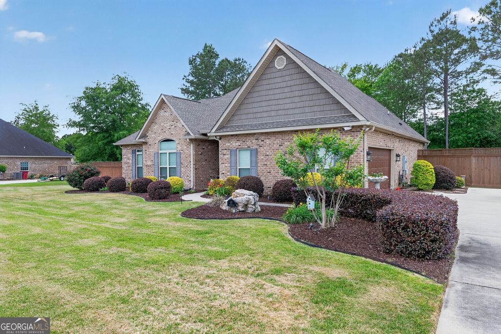 Photo of 302 Paddington Lane, Lizella, GA 31052 (MLS # 10763643)