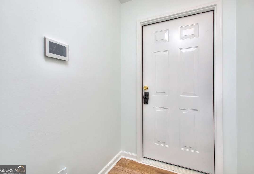 1288 Lucile AVE SW B