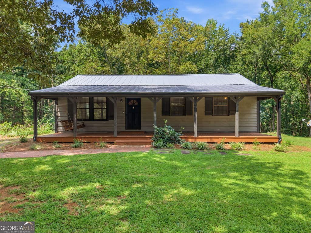 Photo of 736 Wolfskin Road, Arnoldsville, GA 30619 (MLS # 10821990)
