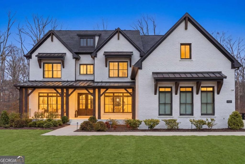 Photo of 14160 Reserve Manor Lane, Roswell, GA 30075 (MLS # 10703366)