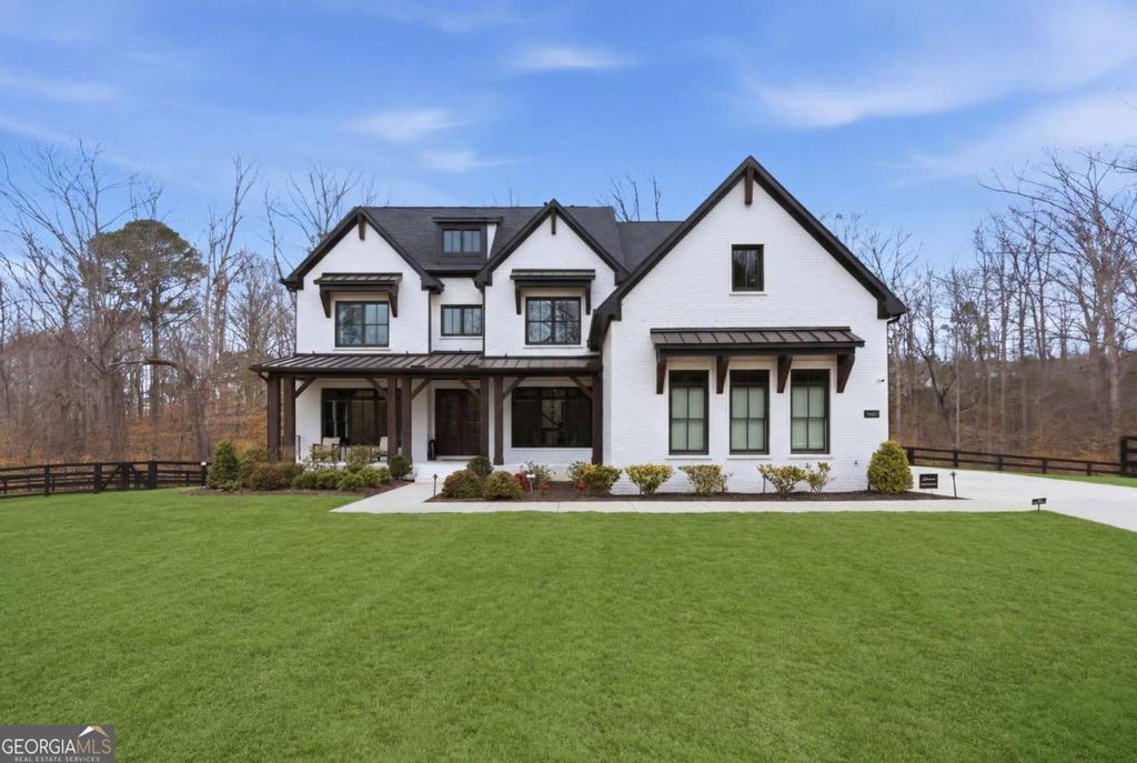 Photo of 14160 Reserve Manor Lane, Roswell, GA 30075 (MLS # 10703366)