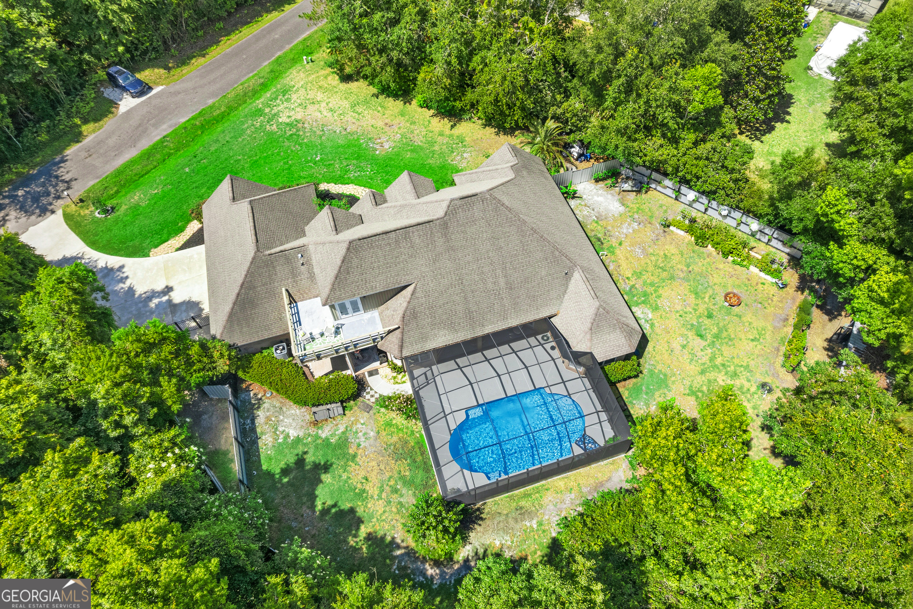 849 E Hilton AVE