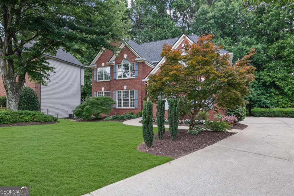 Photo of 1620 Reindeer Ridge, Alpharetta, GA 30005 (MLS # 10777752)