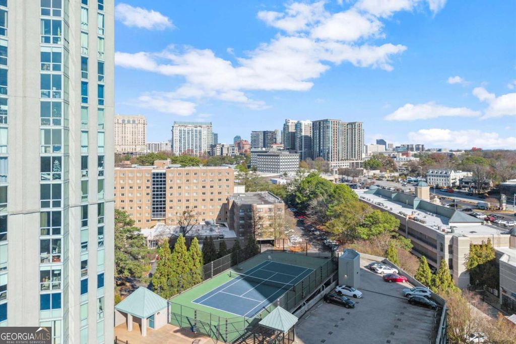 Photo of 2870 Pharr Court South NW #2210, Atlanta, GA 30305 (MLS # 10654306)