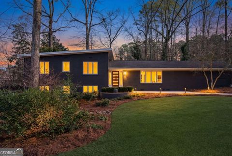 Photo of 2133 Eldorado Drive NE, Atlanta, GA 30345 (MLS # 10664846)