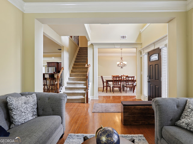 3541 Stoneleigh WALK