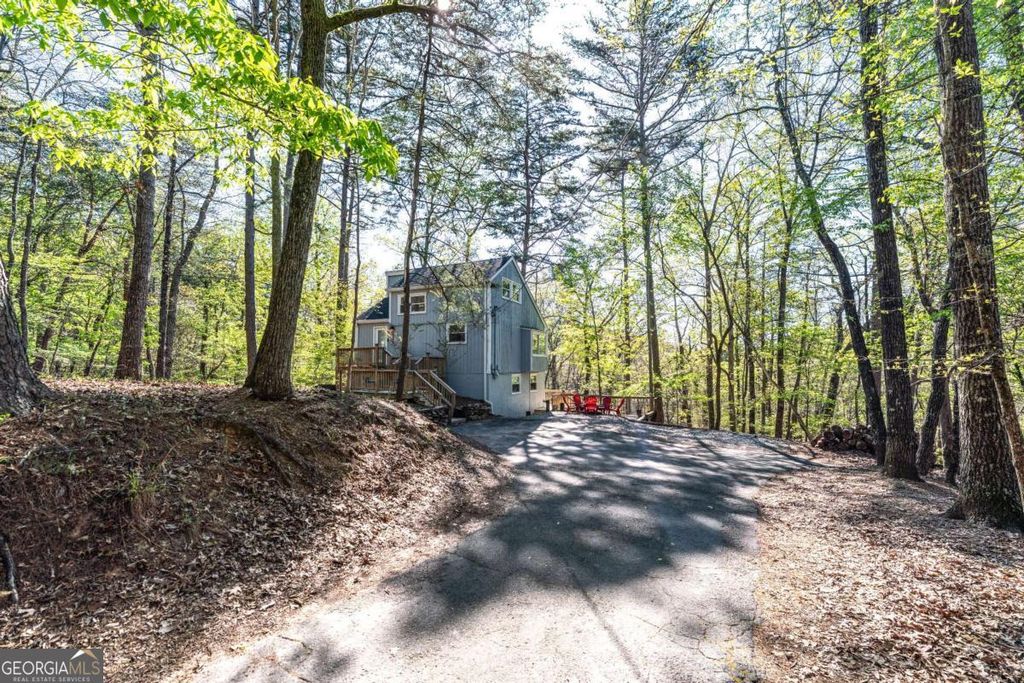 Photo of 225 Chickasaw Drive, Waleska, GA 30183 (MLS # 10733328)