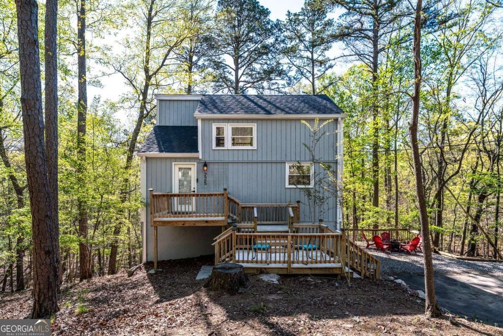 Photo of 225 Chickasaw Drive, Waleska, GA 30183 (MLS # 10733328)