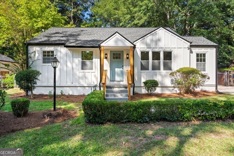 Photo of 1105 Edgefield Drive SW, Atlanta, GA 30310 (MLS # 10847310)
