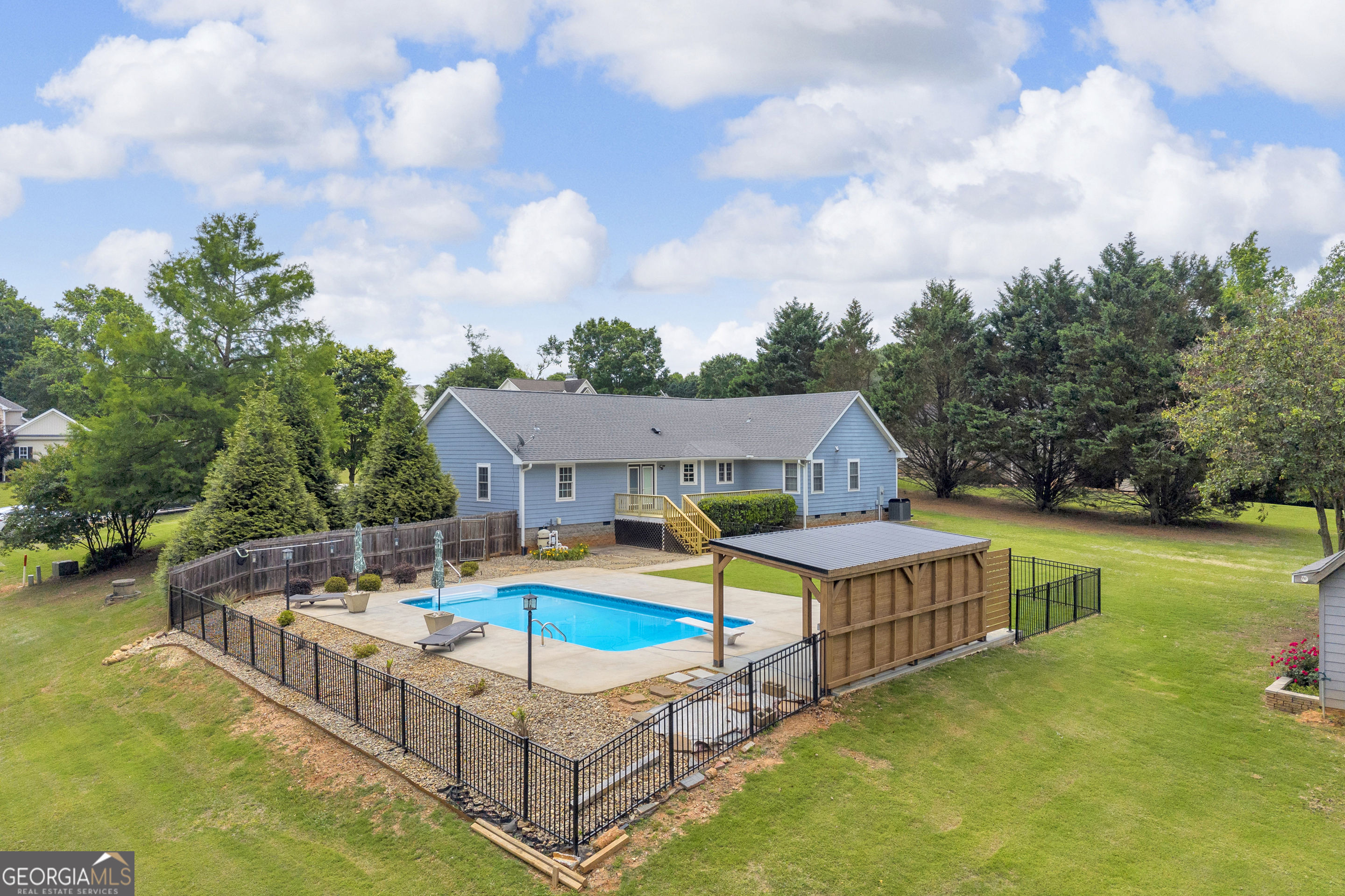 331 Highland Ridge DR