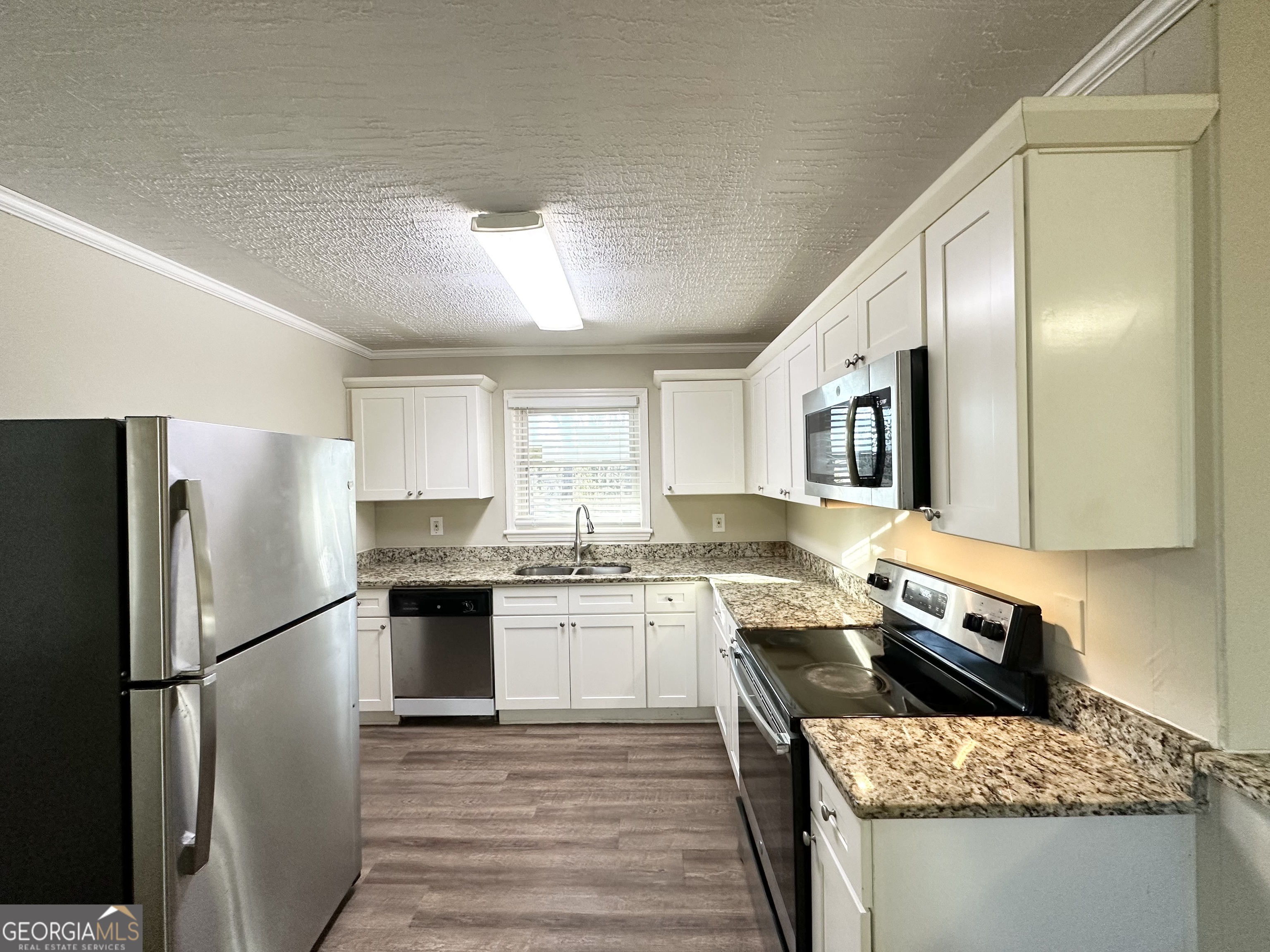 60 Oak DR SW