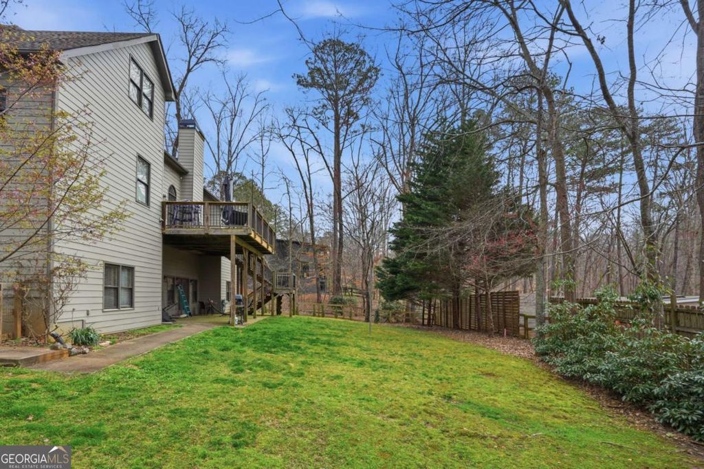 Photo of 118 Thrush Drive #B, Roswell, GA 30075 (MLS # 10712106)