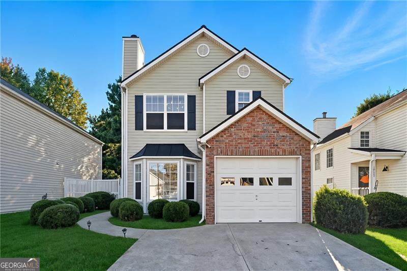 What a dream! Cottage Living meets Town & Country in Milton only 2.6 miles from Avalon, and close to everything you'd ever want! Welcome to sought after Avensong, a swim and tennis neighborhood right off Deerfield Parkway and Alpharetta Highway close to the best schools, restaurants, downtown Alpharetta, Milton, shopping, GA 400 and more. This home has been redesigned top to bottom on the interior and is a showstopper! Enjoy a brand NEW kitchen with a top of the line designer range, new flooring on first floor, new powder bath toilet and vanity, new wood work, paint, new AC, and furnace control panel, new lighting, and more! Enjoy evenings in your beautiful fenced in backyard, a firepit area and creeping jasmine amongst the cafe lights. The neighborhood is well maintained and also covers your landscaping and seasonal pine straw. This one is an absolute cream puff!