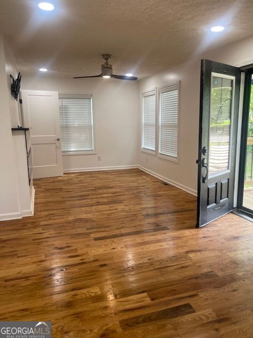 Photo of 401 E 17th Street, Rome, GA 30161 (MLS # 10758174)