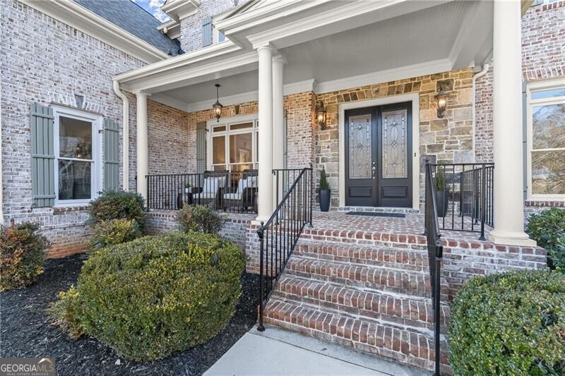 Triple Crown - Residential