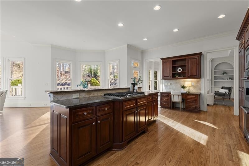 Triple Crown - Residential