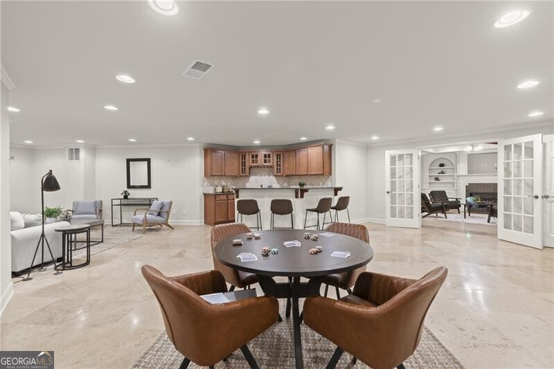 Triple Crown - Residential