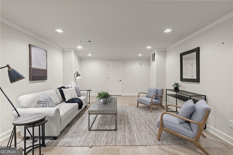 Triple Crown - Residential
