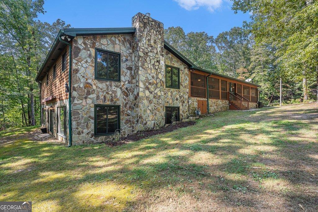370 Davis RD