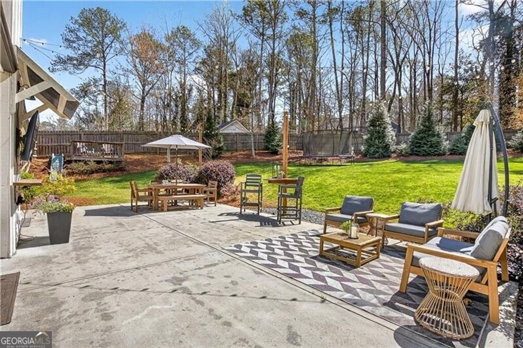 Photo of 5484 Woodberry Circle, Marietta, GA 30068 (MLS # 10709149)