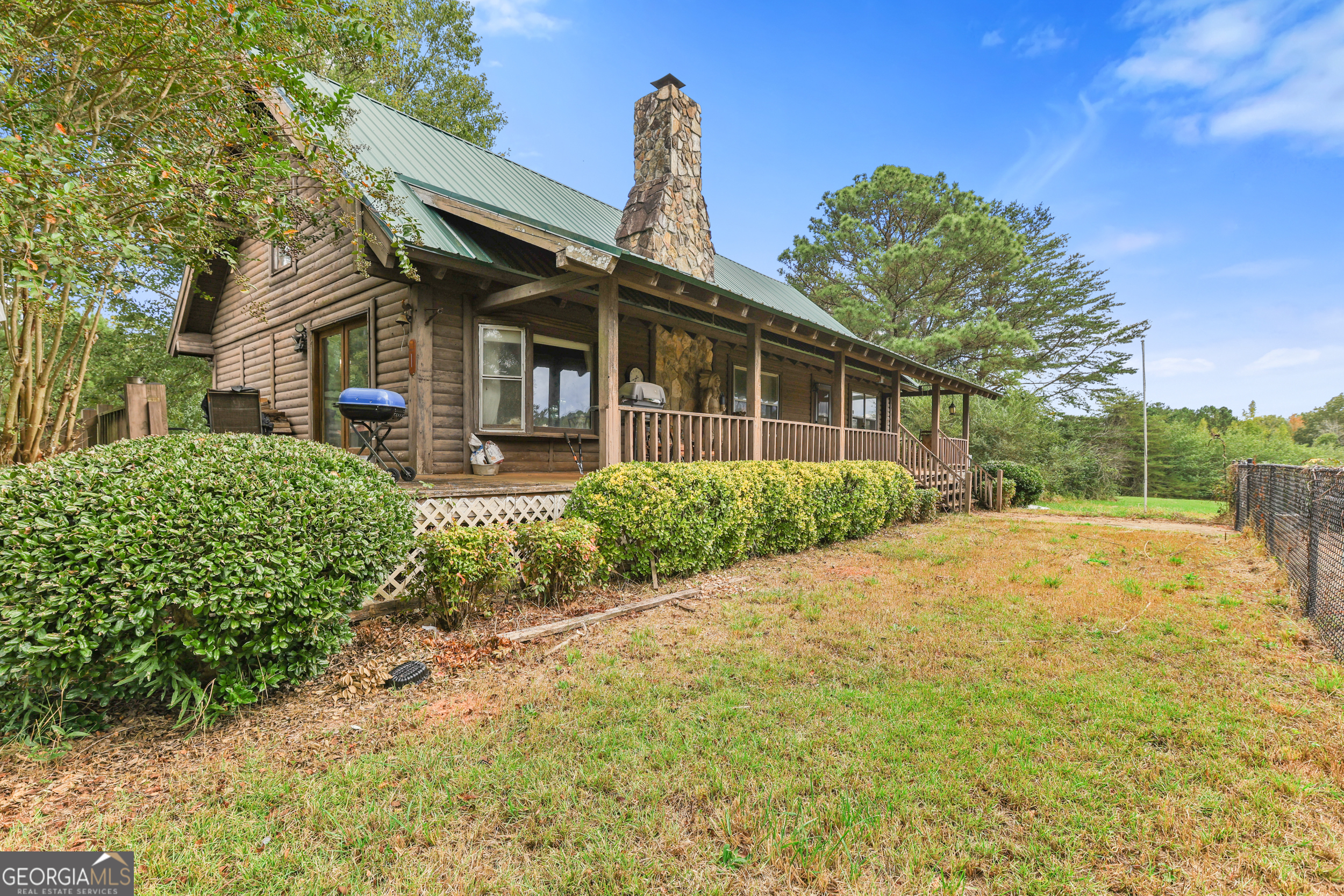 223 Arthur RD