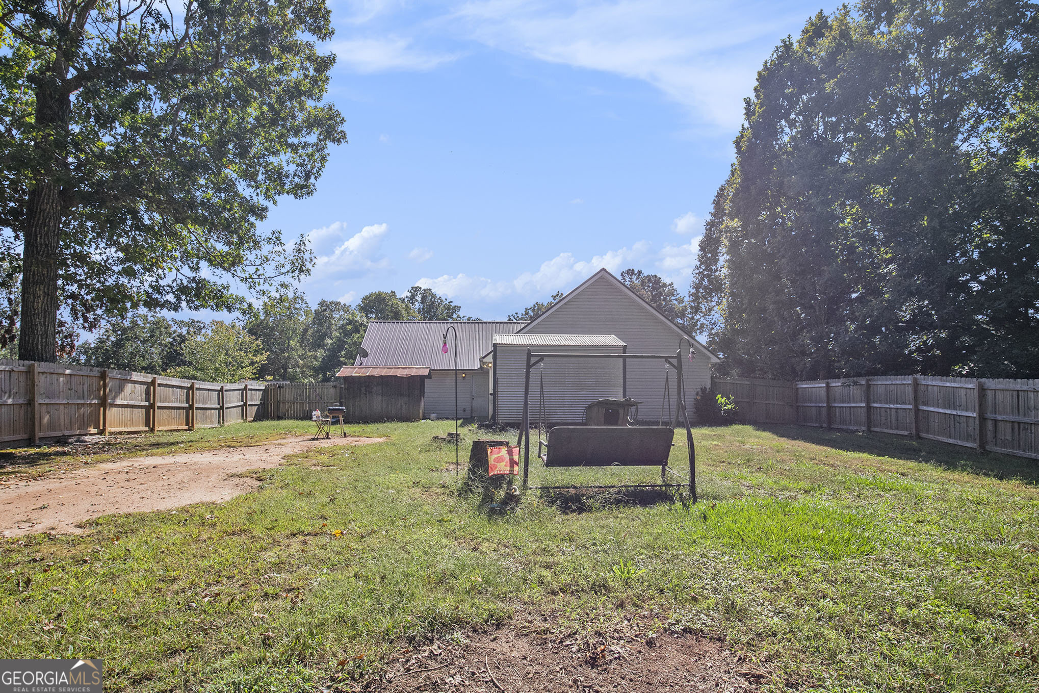 Morgan Manor - Residential