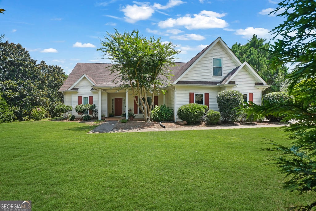 Photo of 188 Meadows Drive, Senoia, GA 30276 (MLS # 10858120)
