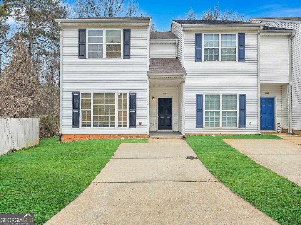 Photo of 1701 Carrington Drive, Griffin, GA 30224 (MLS # 10696341)