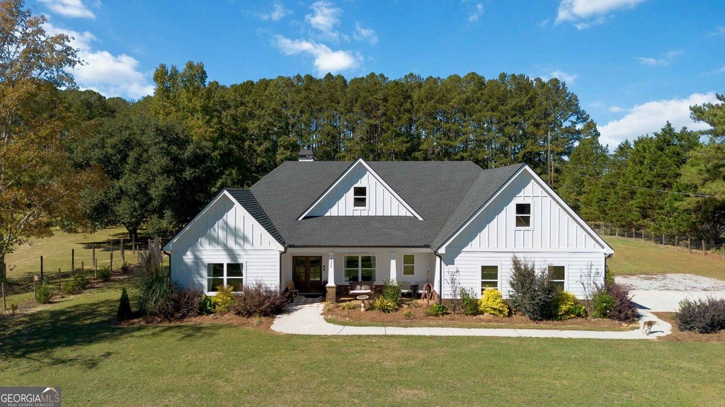 Photo of 1550 Confederate Road, Madison, GA 30650 (MLS # 10877927)