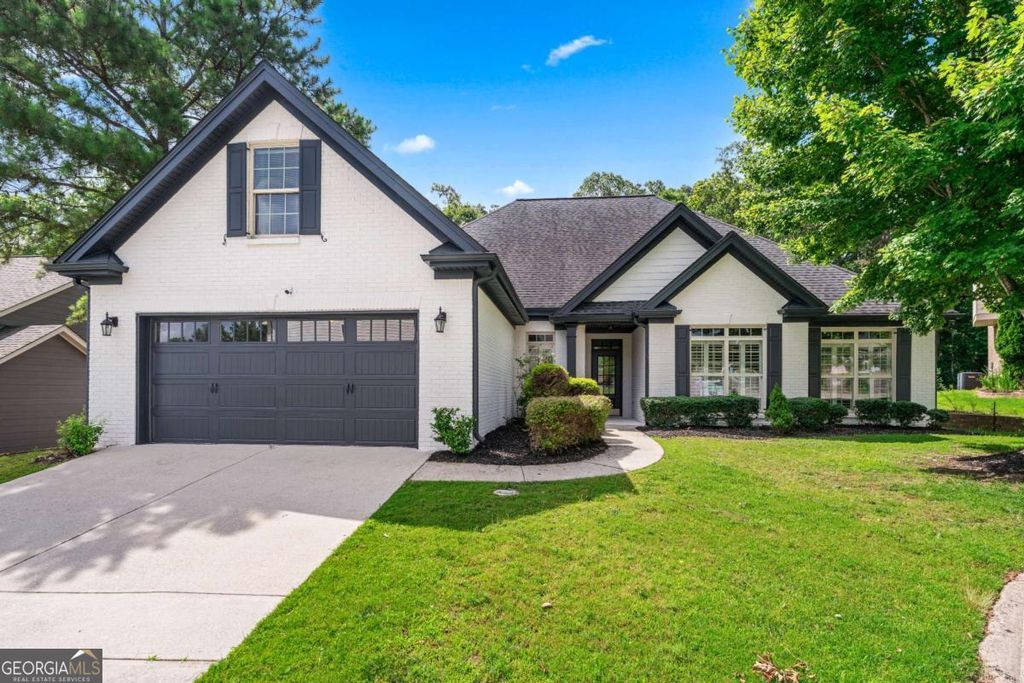 Photo of 2728 Limestone Creek Drive, Gainesville, GA 30501 (MLS # 10676169)