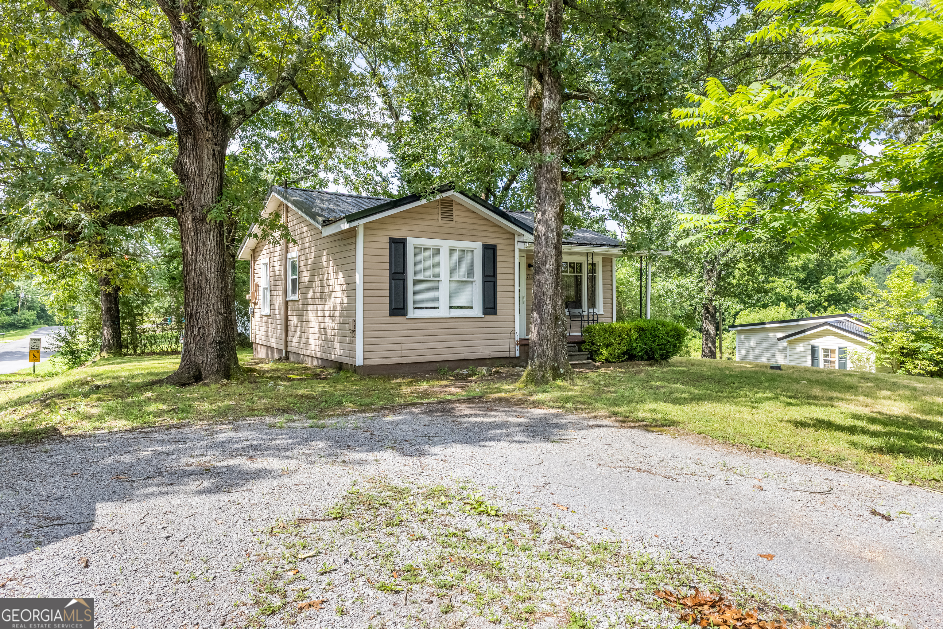 Charming home in a great LaFayette location! Welcome to 712 Moore Avenue! This 2 BD, 1 BA home would make the perfect starter home or a fantastic addition to your rental portfolio! Well maintained inside and out, cozy living room, spacious kitchen, large laundry, and an updated bathroom. Gorgeous, mature trees in the yard as well as an outbuilding. Don't miss this one, this is a great home for a great price!