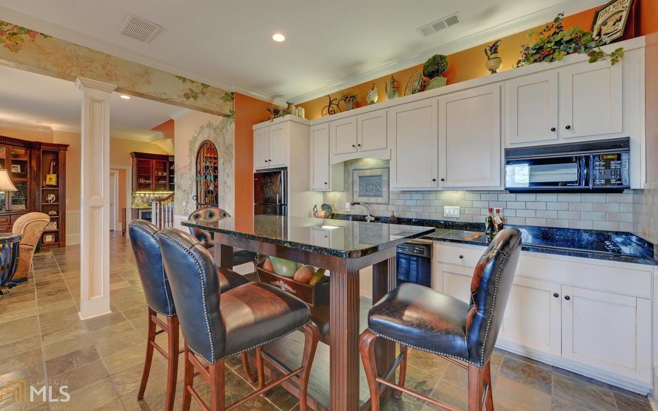 Clayton, Georgia 30525, United States, 4 Bedrooms Bedrooms, ,5 BathroomsBathrooms,Residential,Active,18155