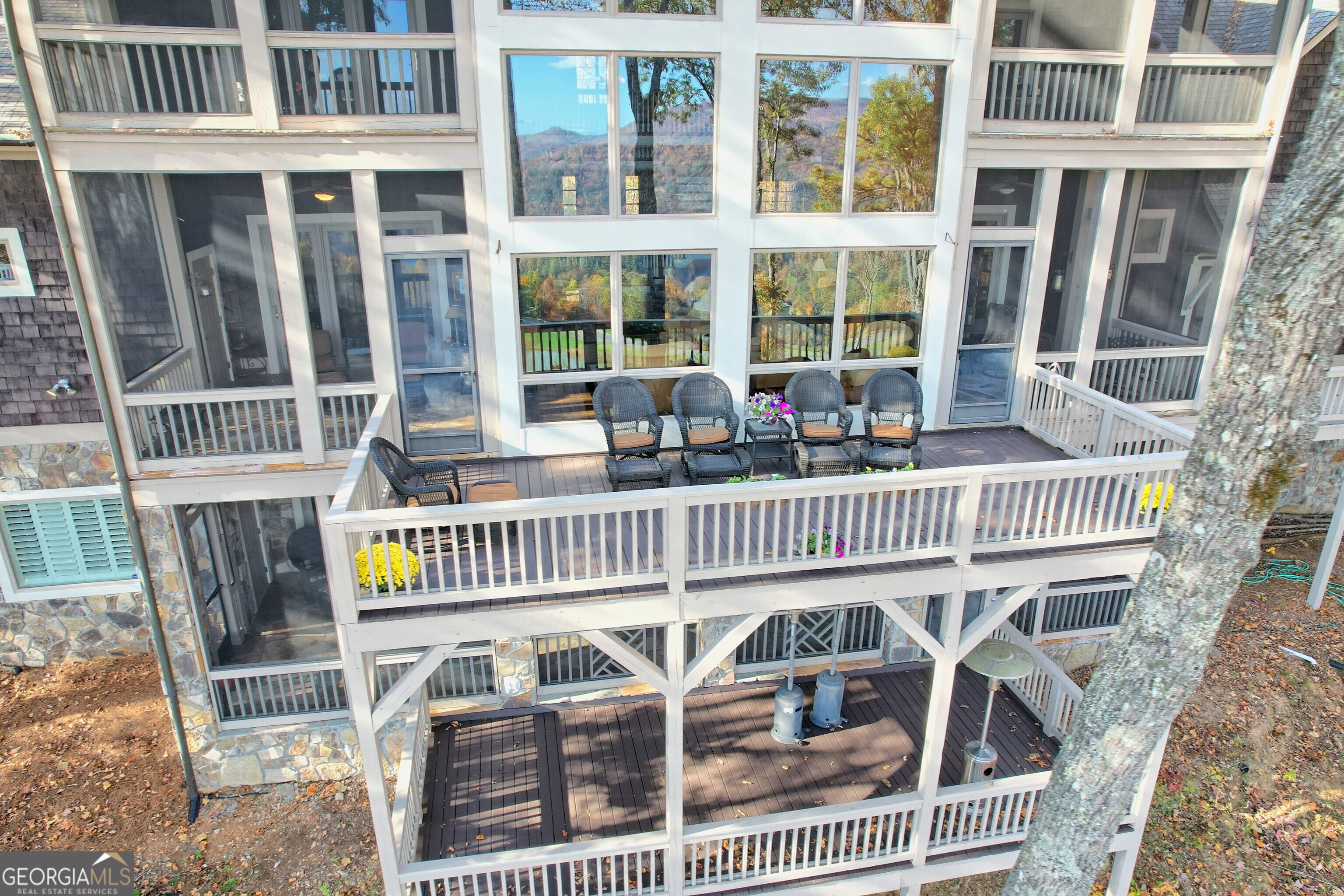 Clayton, Georgia 30525, United States, 4 Bedrooms Bedrooms, ,5 BathroomsBathrooms,Residential,Active,18155