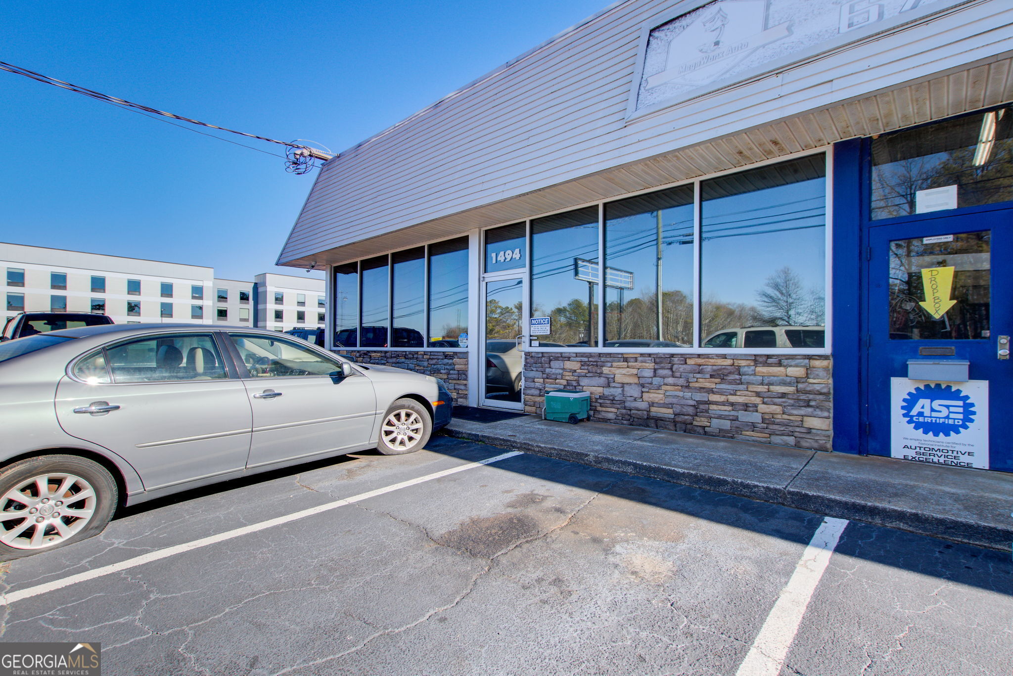 1494 Old Salem RD SE
