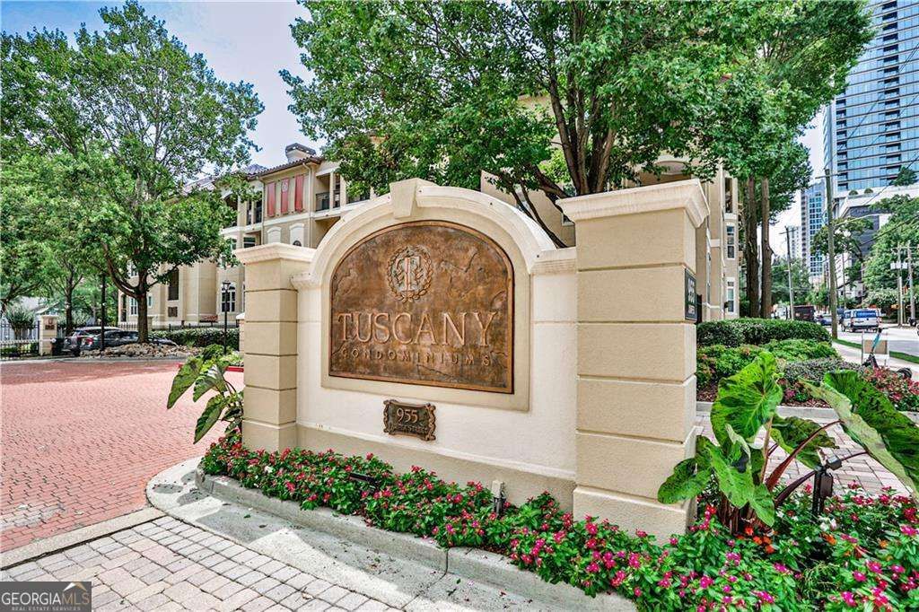 Photo of 955 Juniper Street NE #2322, Atlanta, GA 30309 (MLS # 10651860)