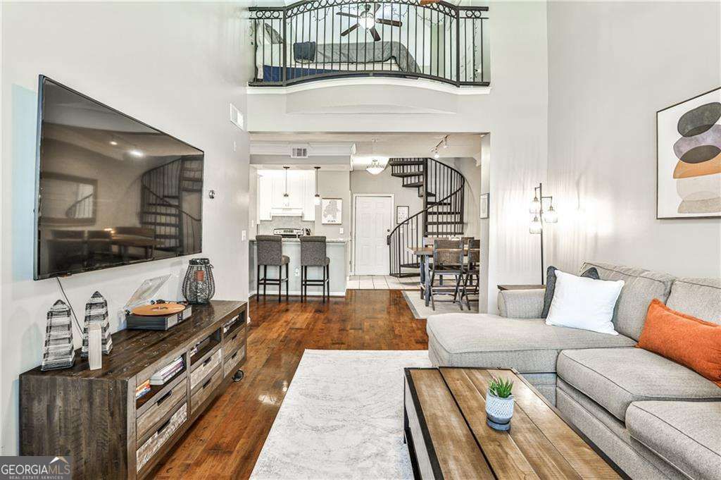 Photo of 955 Juniper Street NE #2322, Atlanta, GA 30309 (MLS # 10651860)