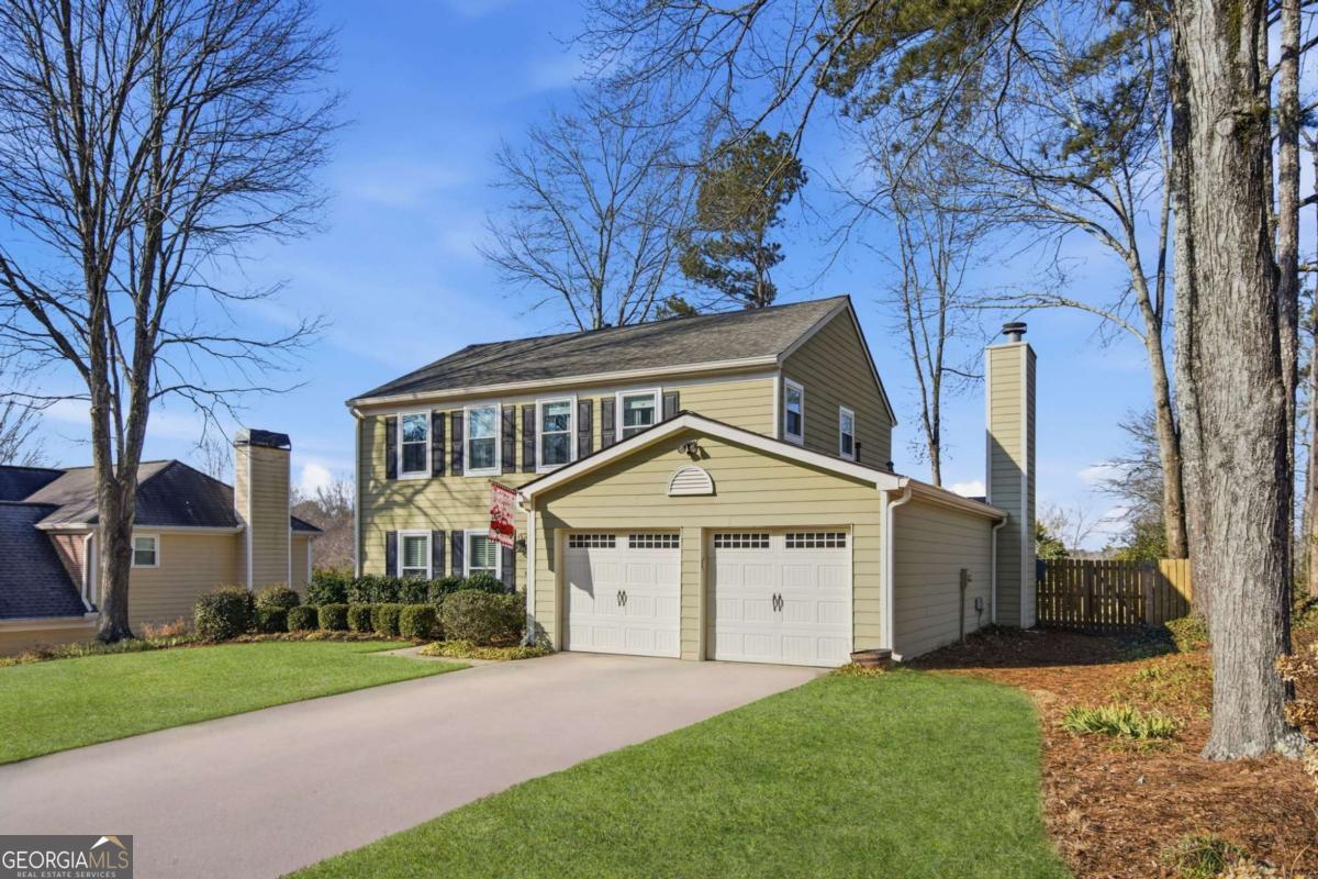 12140 Greenmont WALK