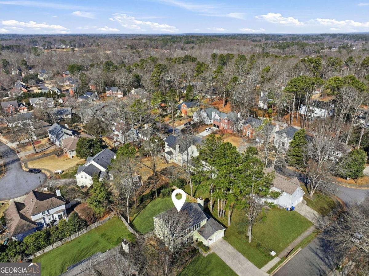 12140 Greenmont WALK