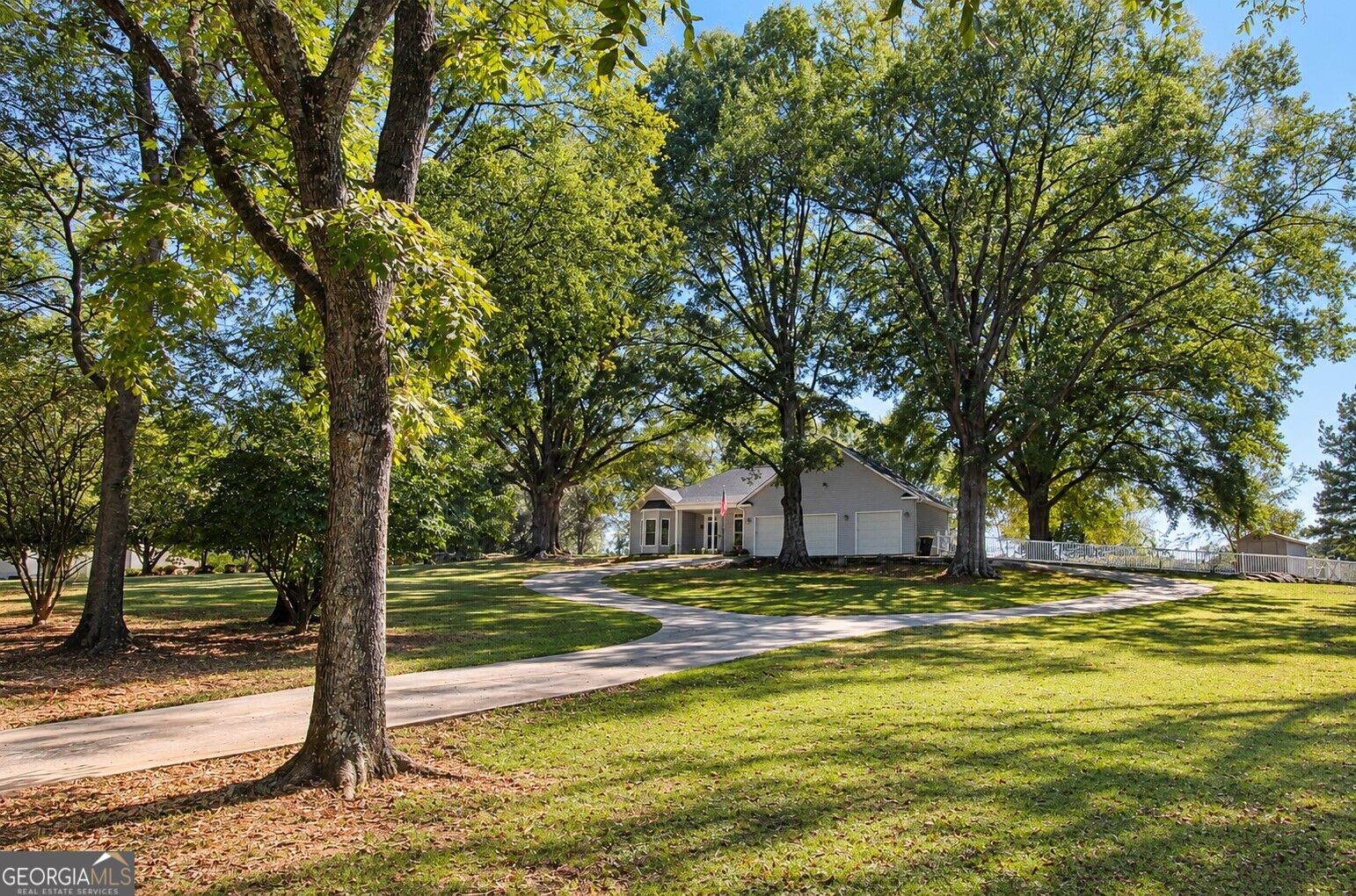 19 Oakfield Dr SE